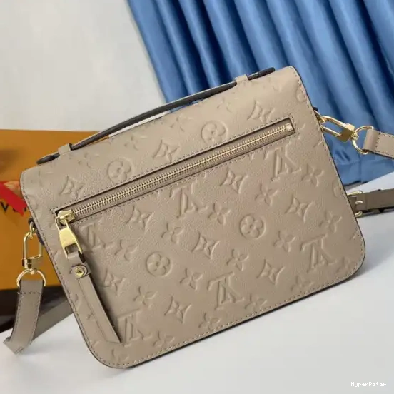 MÉTIS VUITTON LOUIS POCHETTE 0523